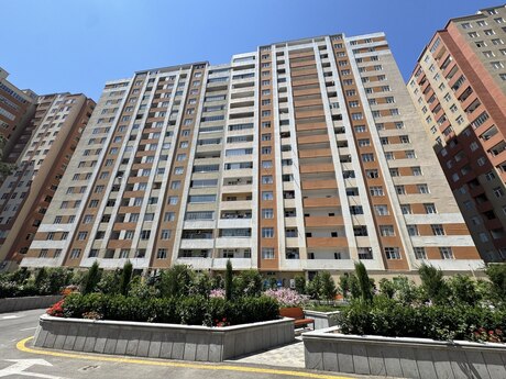 Elan №6252057 - Bakı, Qara Qarayev m., 2 otaqlı, 79 m², 2/17 mərtəbə