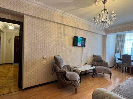 4 otaqlı mənzil, 120 m², 28 May: 370 000 ₼ 5