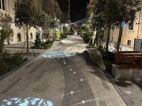 Elan №6252193 - Bakı, Sahil m., 2 otaqlı, 70 m², 1/3 mərtəbə