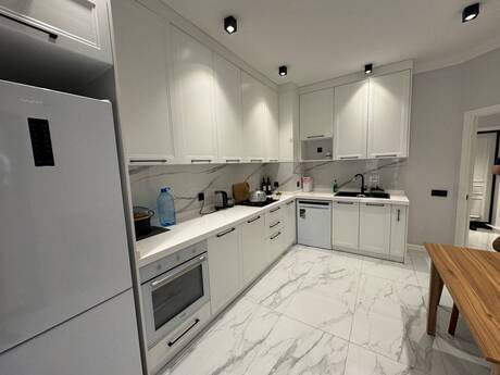 3 otaqlı mənzil, 118 m², 28 May: 385 000 ₼ 4