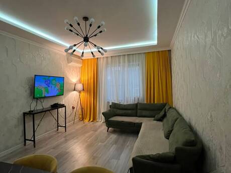 5 otaqlı həyət evi/bağ evi - Hövsan q. - 160 m²