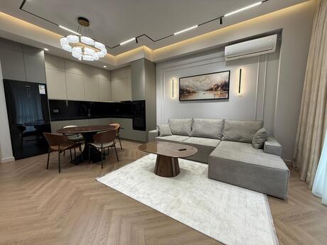 Kirayə 3 otaqlı mənzil, 95 m², Ağ şəhər: 2 400 ₼/ay 2