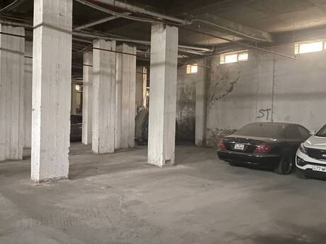 Qaraj - 20 Yanvar m. - 1600 m²