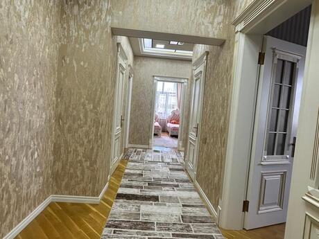 4 otaqlı mənzil, 130 m², 20 Yanvar: 410 000 ₼ 3