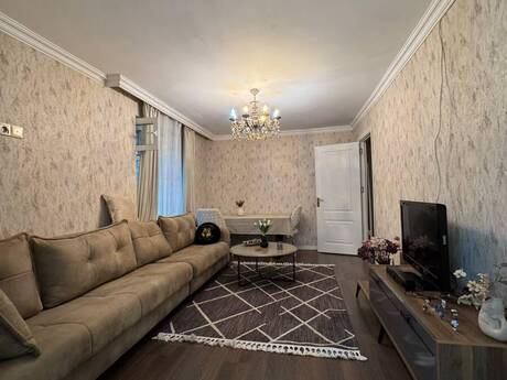 2 otaq · 70 m² · 1/5 mərtəbə, İnşaatçılar