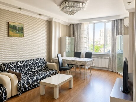 Объявление №6252675 - Баку, м. Низами, 3-комн., 100 м², 11/17 этаж