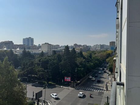 3 otaqlı yeni tikili - Nəsimi r. - 131 m²