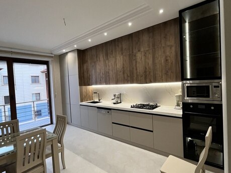 Kirayə 3 otaqlı mənzil, 130 m², Gənclik: 2 500 ₼/ay 5