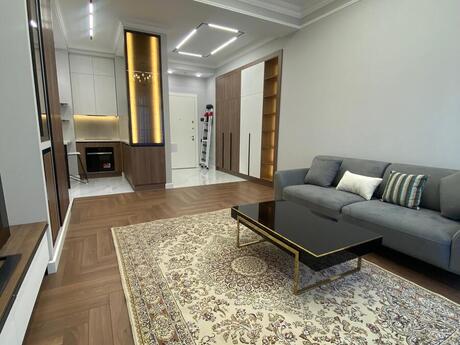 2 otaq · 67 m² · 9/19 mərtəbə, Ağ şəhər