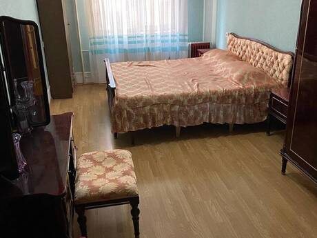 Объявление №6253231 - Баку, м. Ичеришехер, 2-комн., 70 м², 5/16 этаж