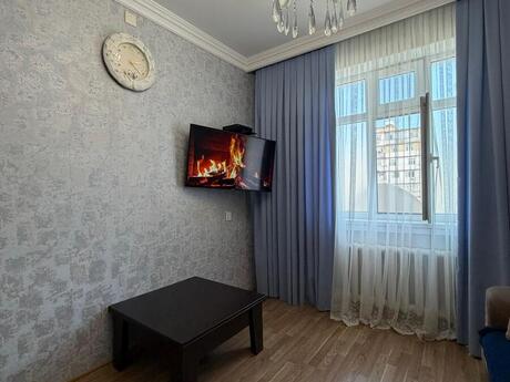 3 otaqlı köhnə tikili - Əhmədli m. - 75 m²