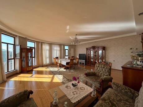 4-room new-build apartment for sale in Şah İsmayıl Xətai, 192 m², 495 000 AZN, photo 2 / 12