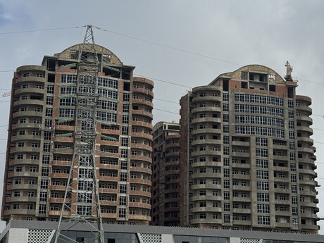 Elan №6253539 - Bakı, Lökbatan q., 2 otaqlı, 77.8 m², 7/16 mərtəbə