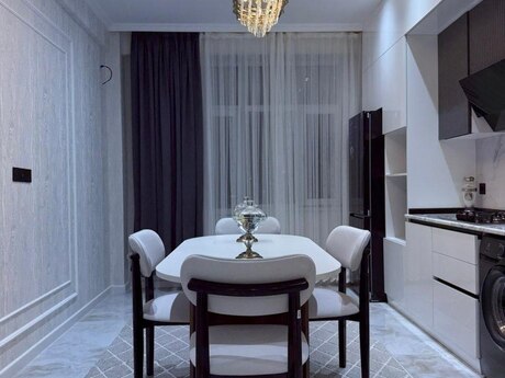 2-room apartment, 90 m², Həzi Aslanov: 215 000 ₼ 5