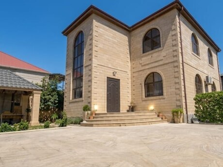 6 otaqlı həyət evi/bağ evi - Yeni Ramana q. - 260 m²