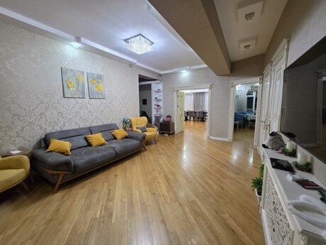 Elan №6253925 - Bakı, 20 Yanvar m., 3 otaqlı, 175 m², 7/19 mərtəbə
