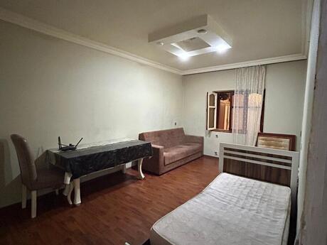 3 rooms · 55 m² · floor 1/5, 7-ci mikrorayon