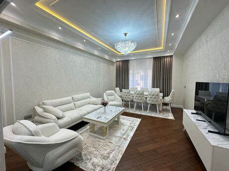 Объявление №6253963 - Баку, пос. Аг шехер, 3-комн., 140 м², 7/8 этаж