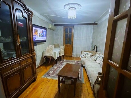 Elan №6254077 - Bakı, Nəriman Nərimanov m., 3 otaqlı, 65 m², 3/5 mərtəbə