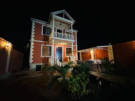 5-комн. дом/дача - Хазарский р. - 240 м²