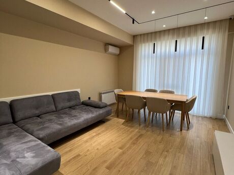 4-комн. новостройка - м. Элмляр Академиясы - 185 м²