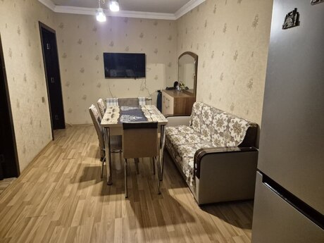 Elan №6255102 - Bakı, İnşaatçılar m., 3 otaqlı, 50 m², 5/5 mərtəbə