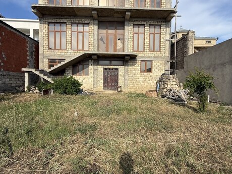 10 otaqlı həyət evi/bağ evi - Köhnə Günəşli q. - 600 m²