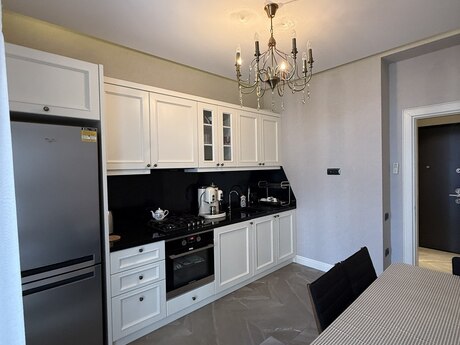 2 otaqlı yeni tikili - Elmlər Akademiyası m. - 85 m²