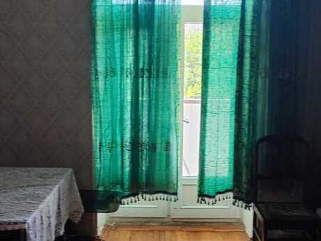 2 otaqlı köhnə tikili - Elmlər Akademiyası m. - 52 m²
