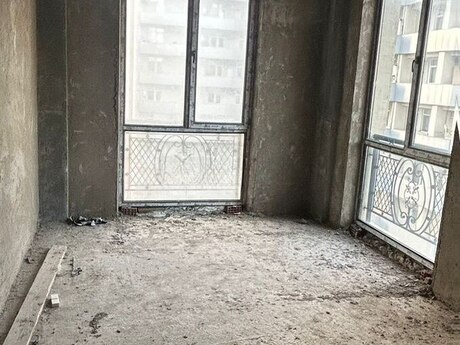 3 otaqlı yeni tikili - Şah İsmayıl Xətai m. - 105 m²