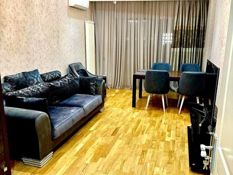 3 otaqlı mənzil, 122 m², 28 May: 650 000 ₼ 2