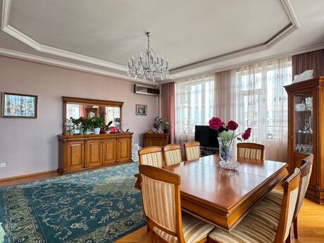 4-room apartment, 175 m², İnşaatçılar: 450 000 ₼ 4