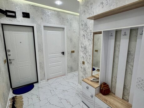 2-комн. вторичка - м. Ази Асланов - 60 м²