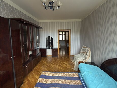 2-комн. вторичка - м. Мемар Аджеми - 45 м²