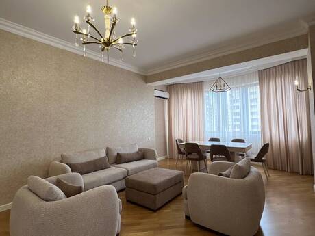Kirayə 3 otaqlı mənzil, 160 m², Elmlər Akademiyası: 2 000 ₼/ay 2