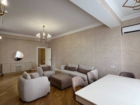 Kirayə 3 otaqlı mənzil, 160 m², Elmlər Akademiyası: 2 000 ₼/ay 5