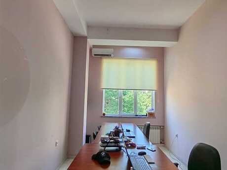 Azadlıq Prospekti m.