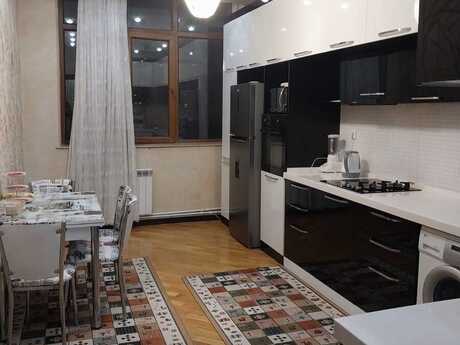Объявление №6255551 - Баку, Насиминский  р., 3-комн., 150 м², 7/18 этаж