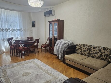 3 otaqlı yeni tikili - İnşaatçılar m. - 127 m²