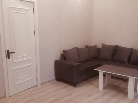 Объявление №6255610 - Баку, м. Сахил, 2-комн., 80 м², 5/5 этаж