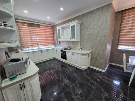 6 otaqlı həyət evi, 280 m², Mərdəkan: 450 000 ₼ 4