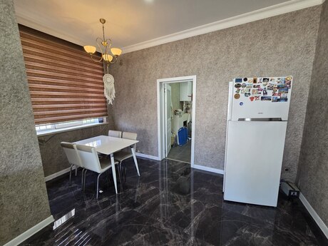 6 otaqlı həyət evi, 280 m², Mərdəkan: 450 000 ₼ 3