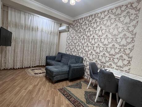Elan №6255947 - Bakı, Həzi Aslanov m., 2 otaqlı, 70 m², 5/8 mərtəbə