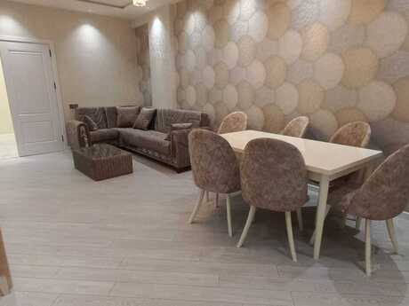 Elan №6256026 - Bakı, Nəsimi r., 2 otaqlı, 100 m², 4/17 mərtəbə