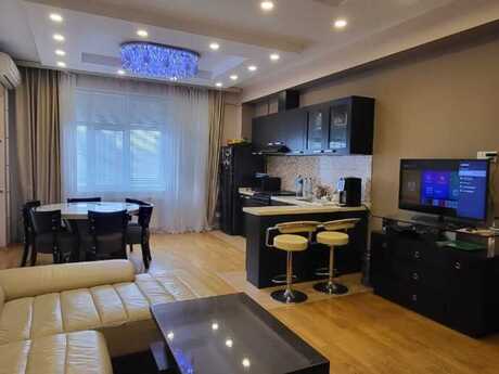 Elan №6255966 - Bakı, Şah İsmayıl Xətai m., 3 otaqlı, 100 m², 15/18 mərtəbə