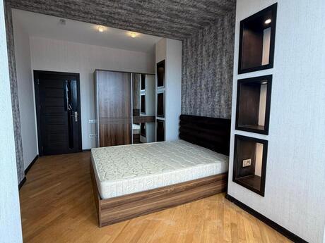 2-room apartment, 72 m², Həzi Aslanov: 165 000 ₼ 5
