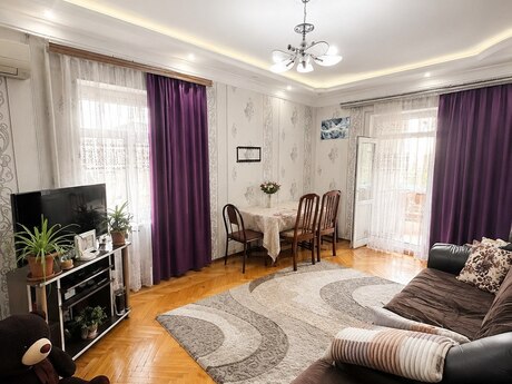 Elan №6257074 - Bakı, Nəriman Nərimanov m., 2 otaqlı, 60 m², 3/5 mərtəbə