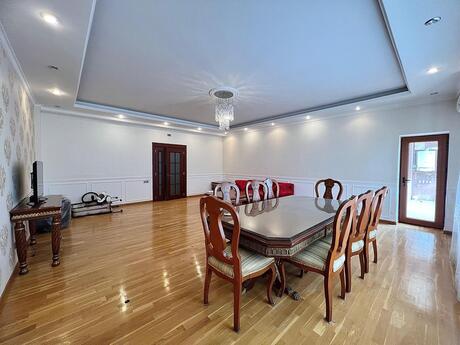 5 rooms · 240 m² · floor 6/18, Nizami
