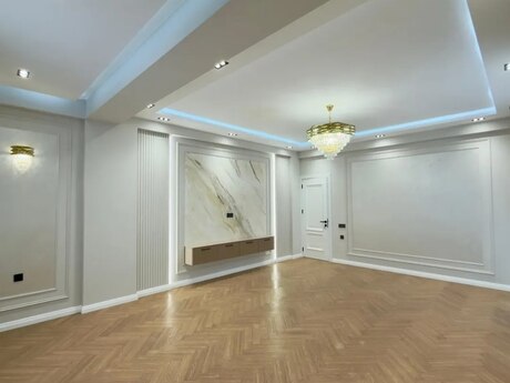 Elan №6256182 - Bakı, 28 May m., 3 otaqlı, 132 m², 10/17 mərtəbə