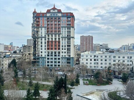 4 otaqlı mənzil, 180 m², Nəsimi: 648 000 ₼ 3